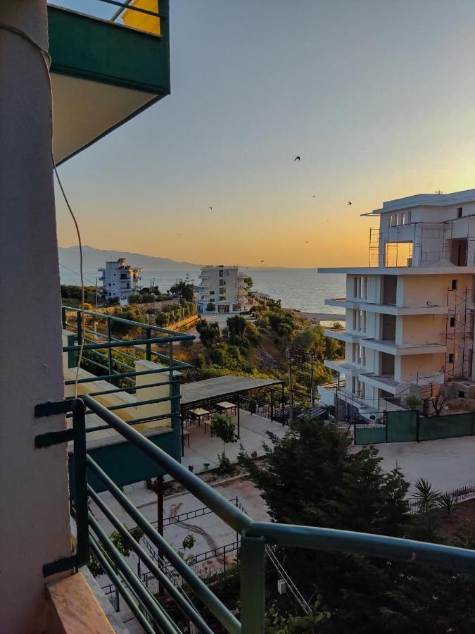 El Rio Apartments Sarandë Exterior foto